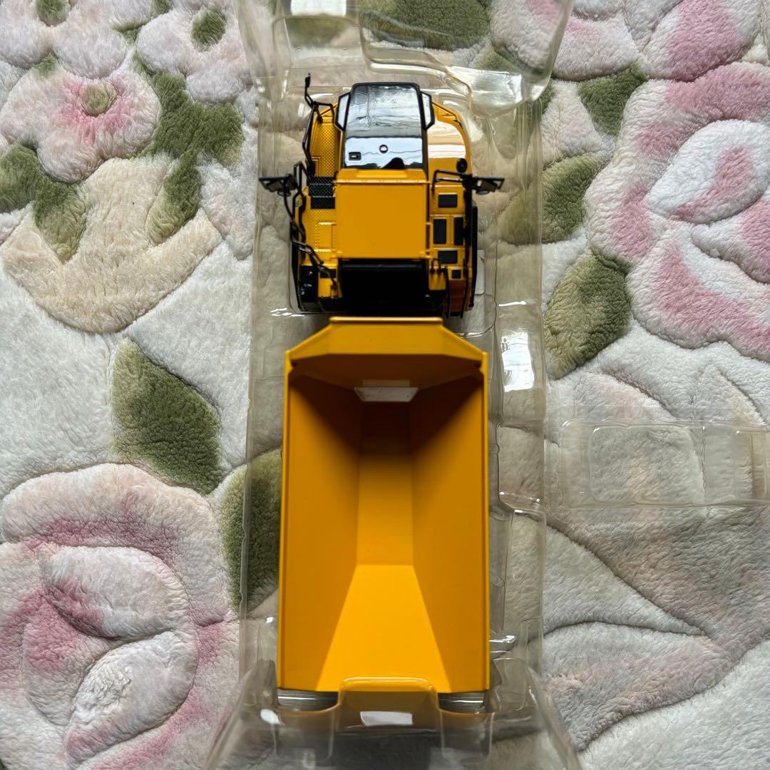 KOMATSU HM400-3 ダンプトラック 1:50