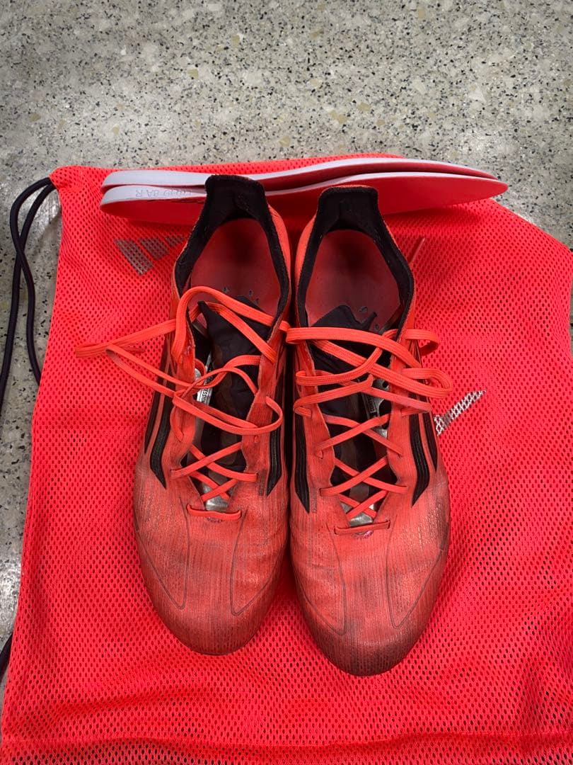 adidas F50 赤 FG サッカースパイク