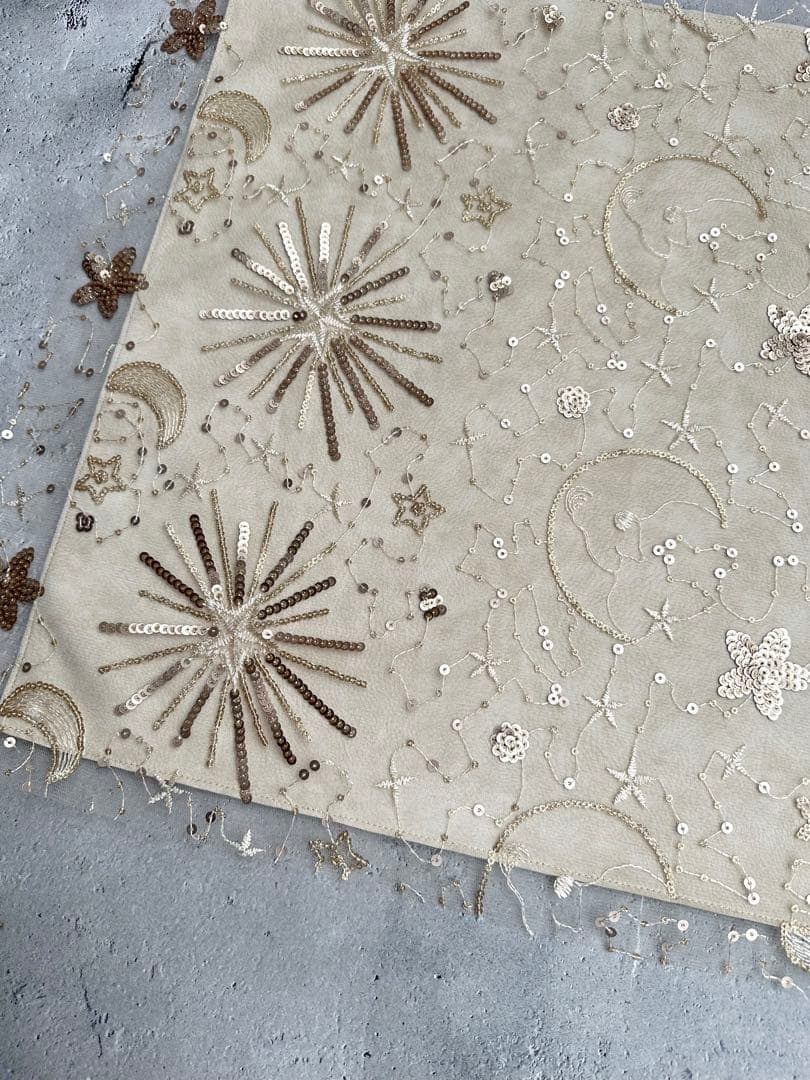 Creative Kit レースクロスとマットの2点セット 太陽と月のレース