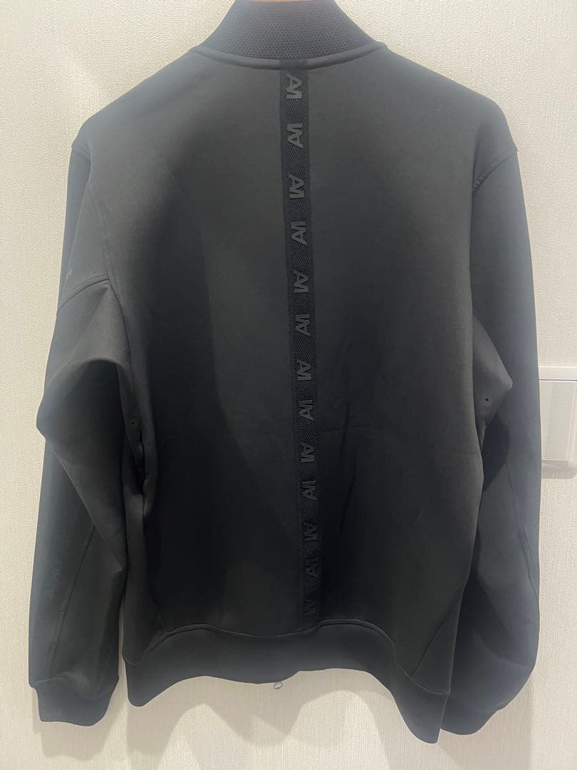 マスターバニーメンズパーカー