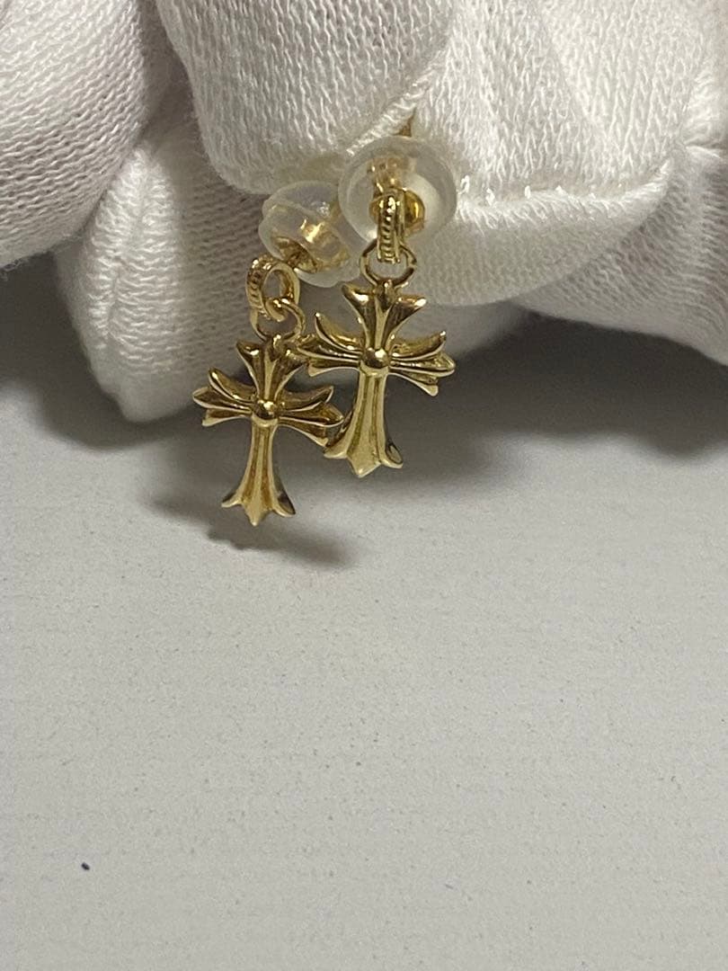 未使用品 2個セットK18 クロス 両面十字架 ピアス 品質保証書付き 18金