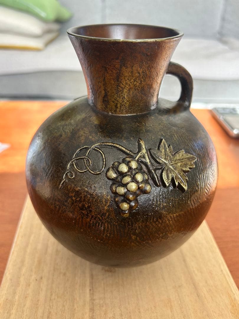 金属製ブドウ装飾壺 白銅製　葡萄罐　花瓶　置物　コレクション在銘