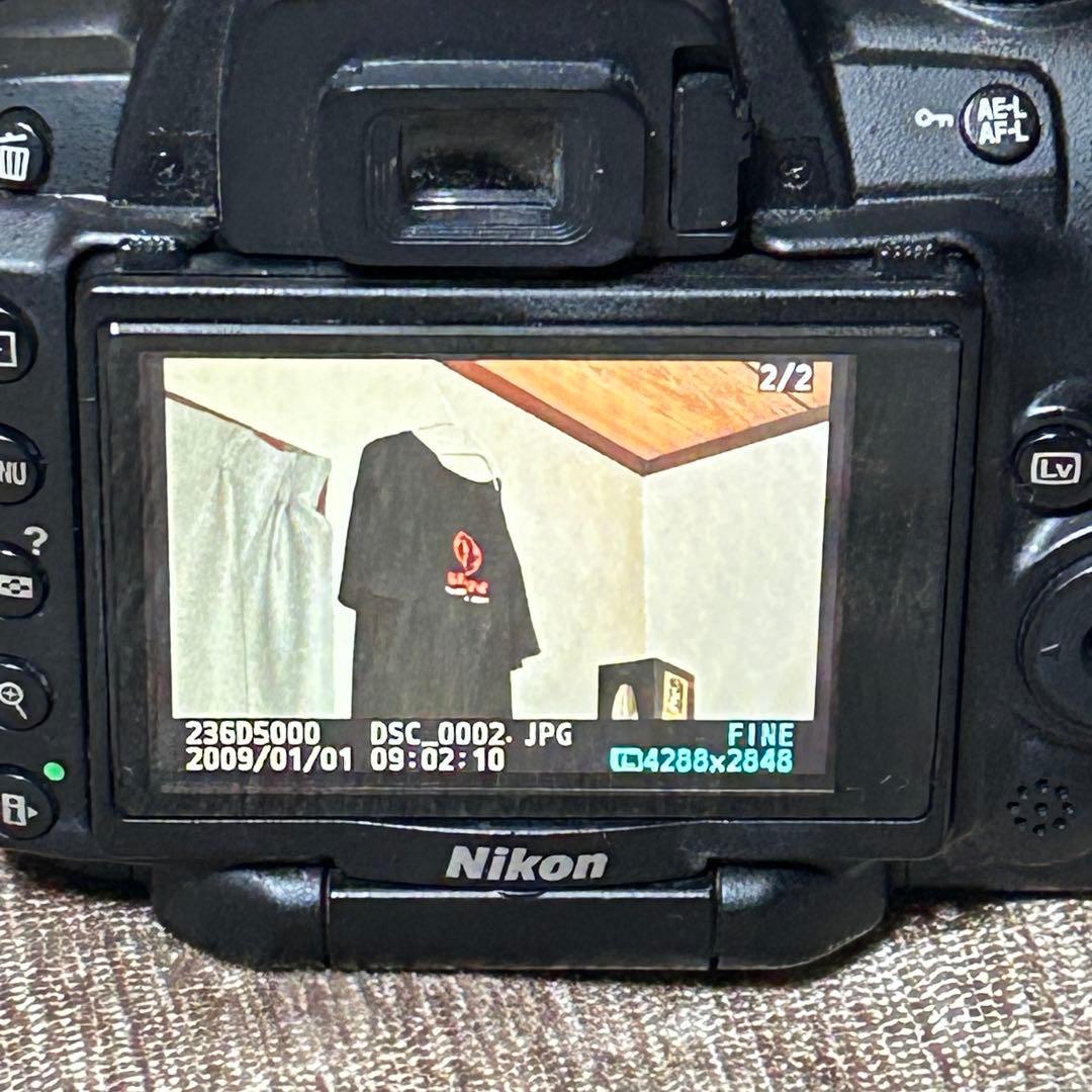 稼働品　ニコン　D5000 レンズキット　シャッター回数7863 付属品完備