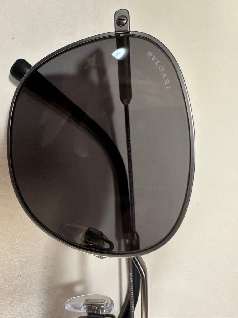 美品　BVLGARI ラウンドサングラス ブラックレンズ