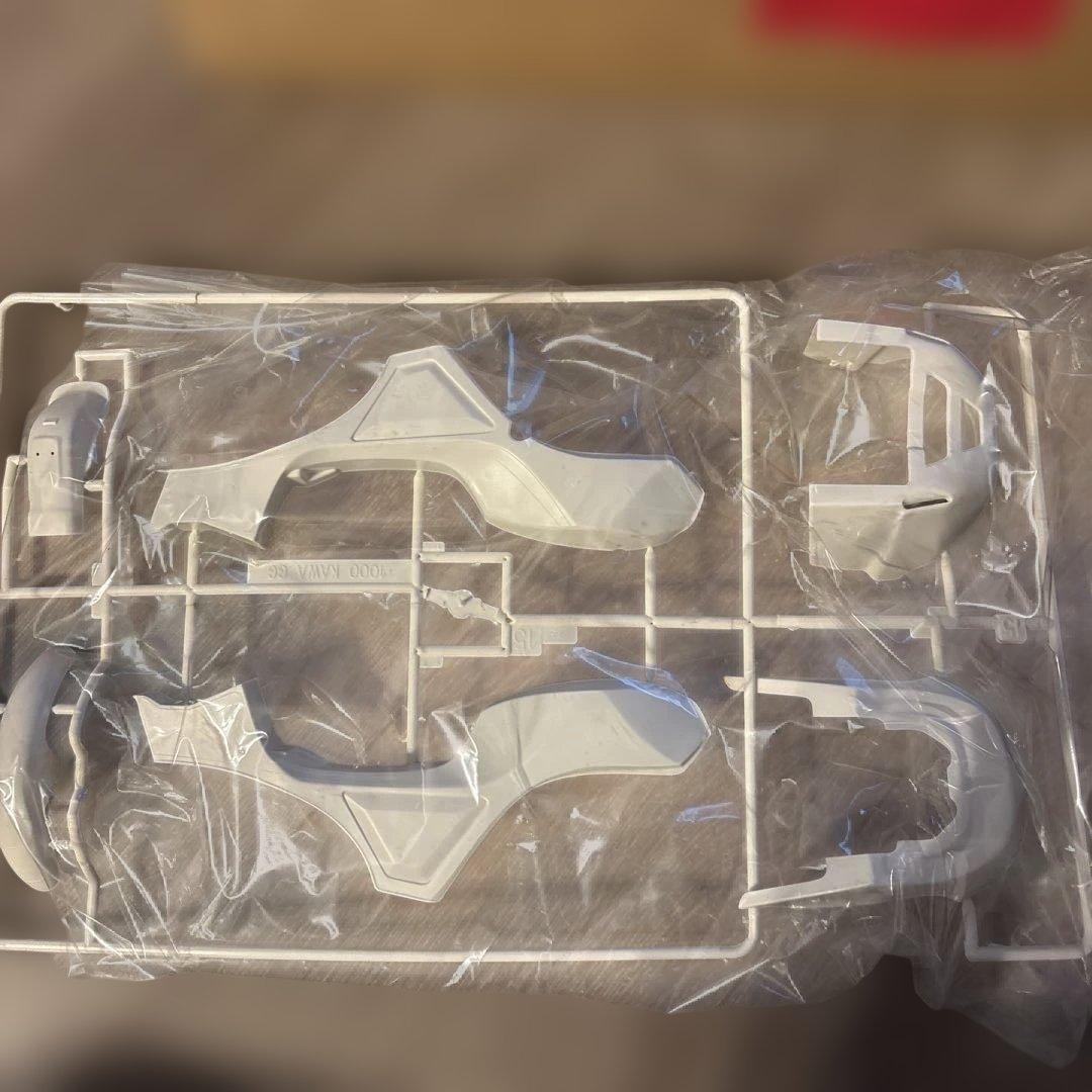 Kawasaki 1000GS Godier Genoud 1/8スケール