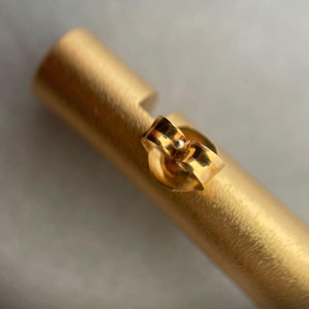 専用ダイヤモンドピアス　片耳