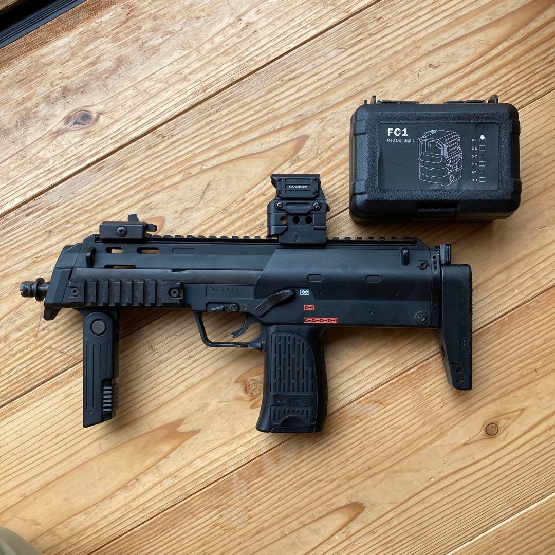 東京マルイ MP7 ドットサイト付き