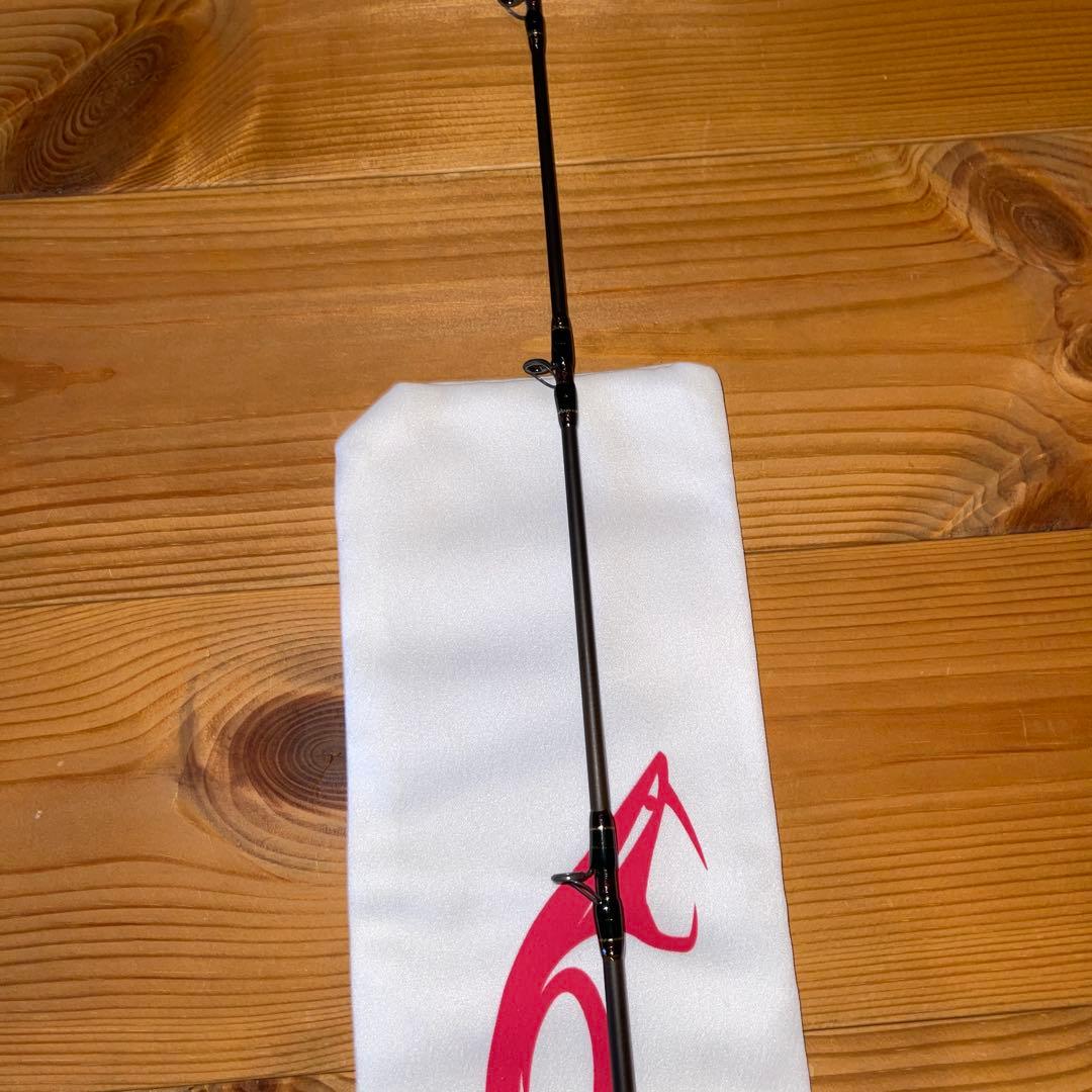 メガバス　美品 オロチ エボルジオン F7-76RDti ホワイトパイソン