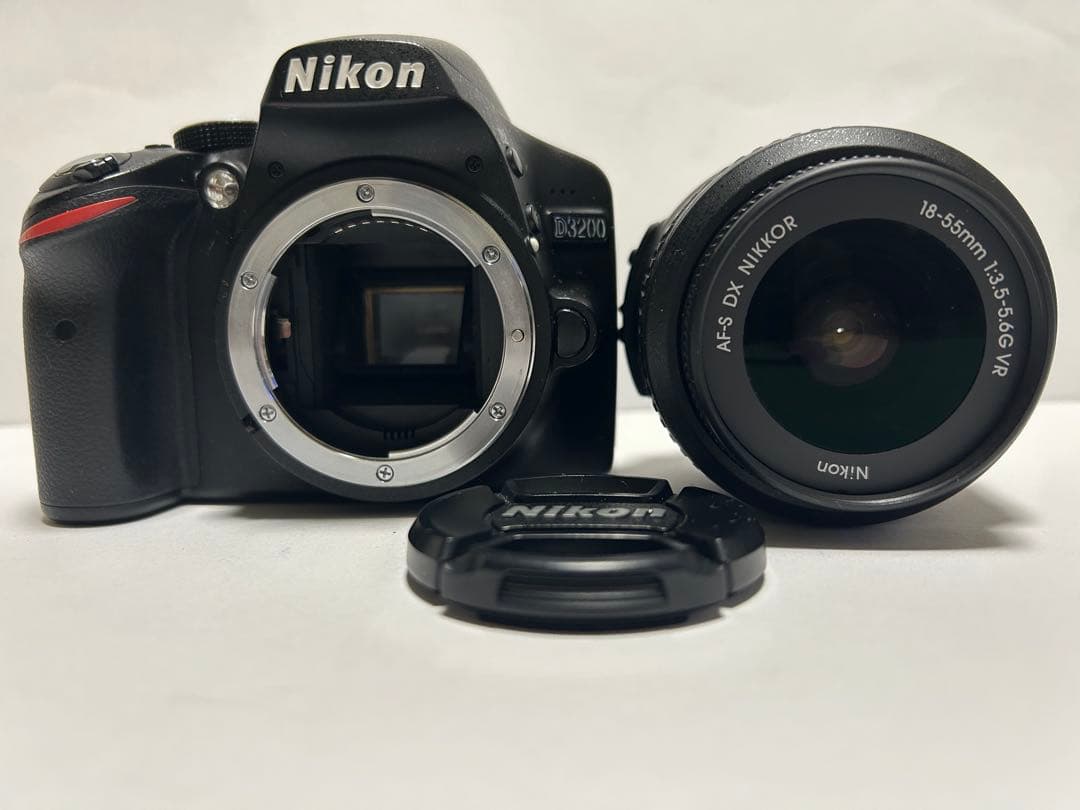 ニコン Nikon D3200 ＋18-55mm f3.5-5.6G VR