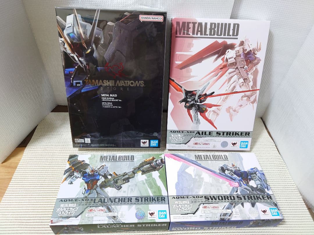 メタルビルド パーフェクト　ストライクガンダム　ヘリオポリス　ロールアウト