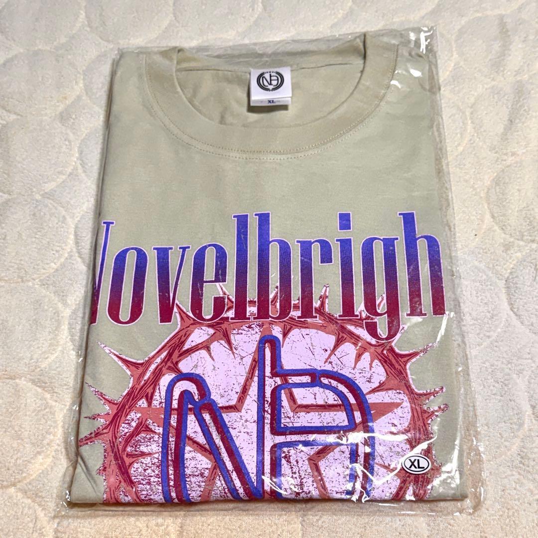 Novelbright Tシャツ