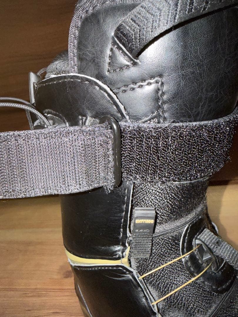 DEELUXE EDGE 19/20 25.5cm ゴールド／ブラック