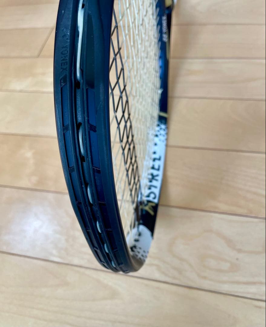 超美品♪ヨネックス アストレル 115 。ガット新同オーバーグリップ新、ケース付