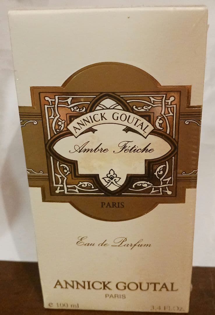 香水アニックグタール