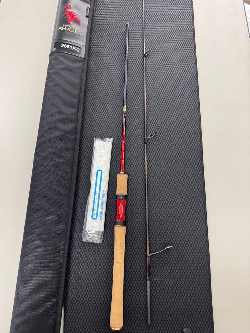 ワールドシャウラ2651F-3