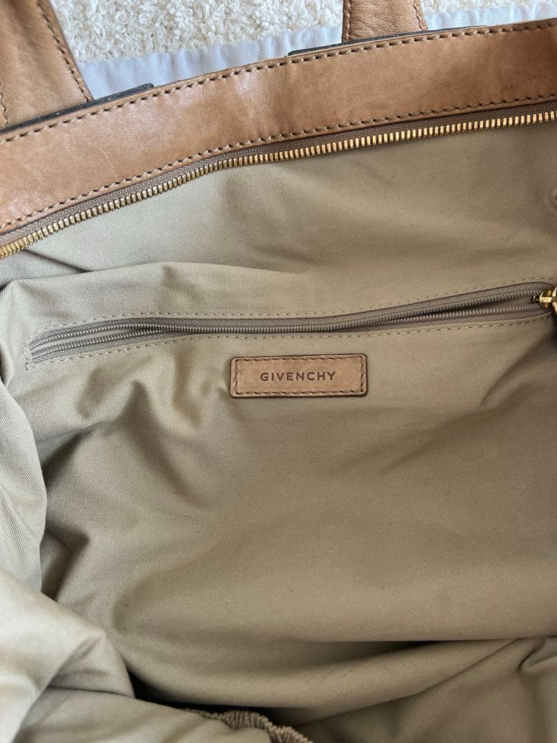 【！期間限定値下げ！】¥35.000！ジバンシーGIVENCHY 2wayバッグ