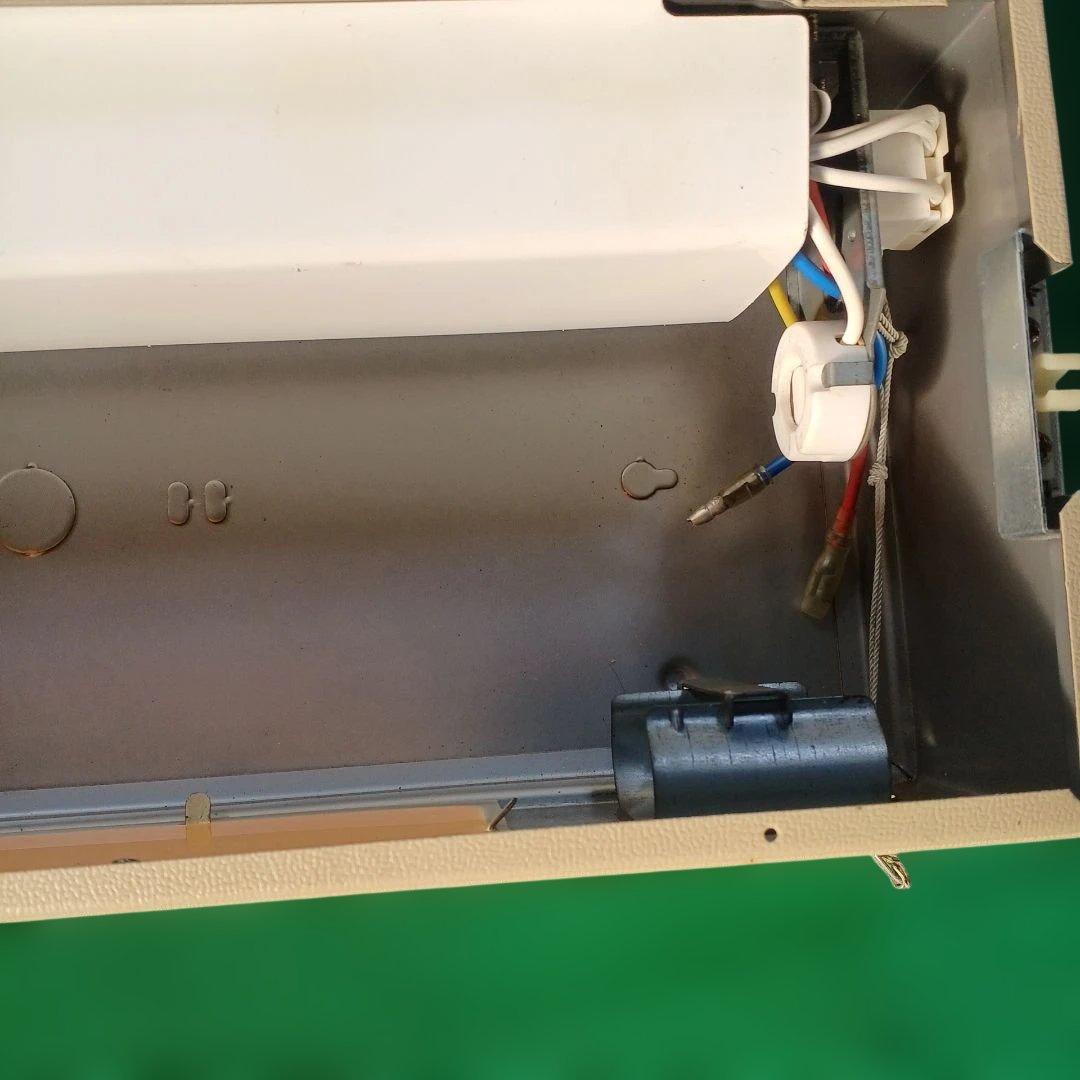 非常口表示サイン 壁掛け式 緑色 約30cm