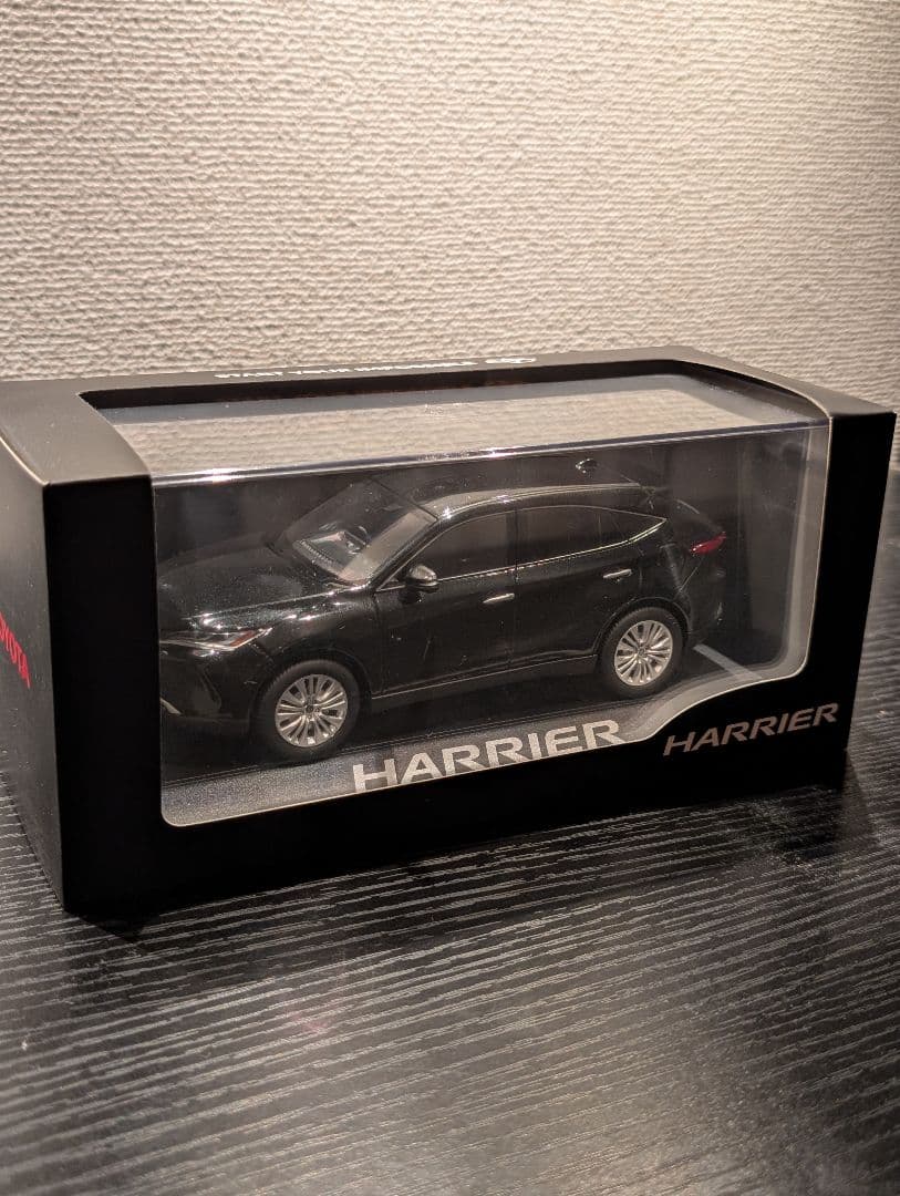 トヨタ HARRIER 1/43 カラーサンプル