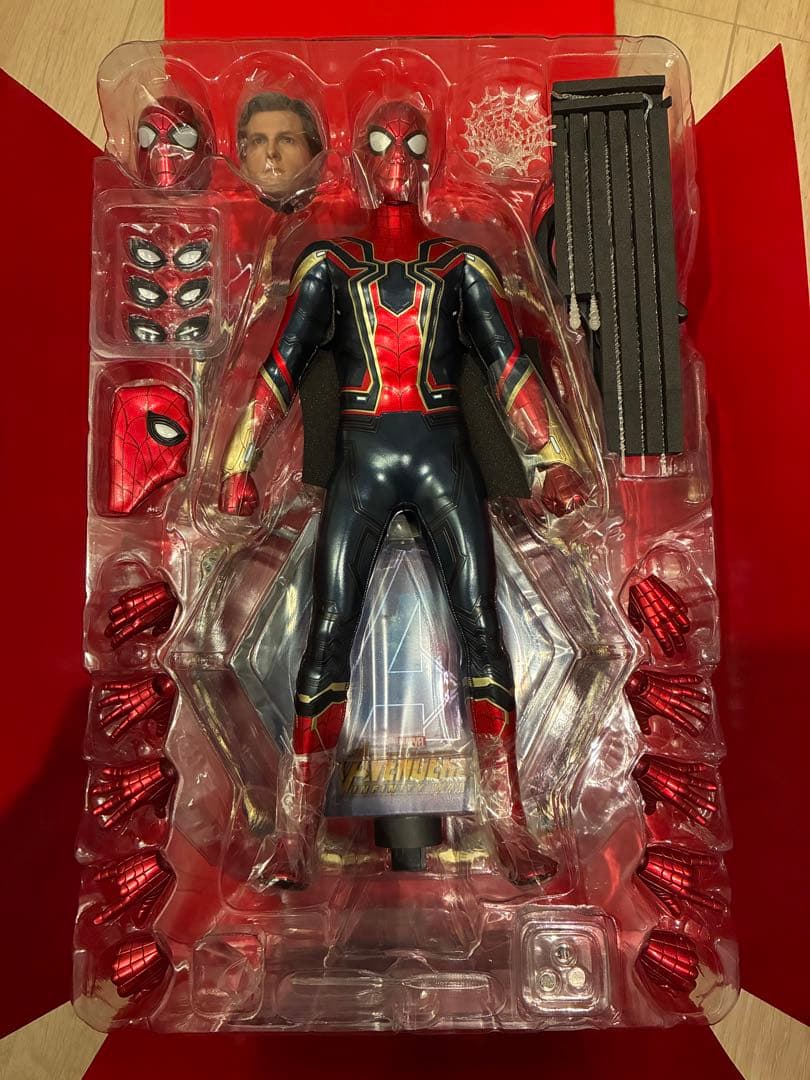 marvel Hot Toys ホットトイズ　アイアンスパイダー