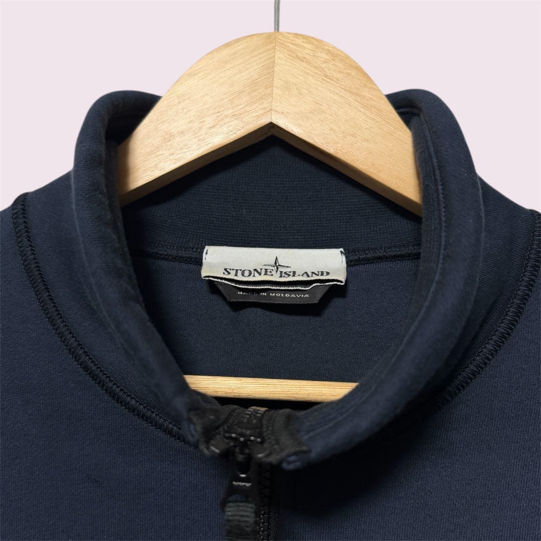 STONE  ストーンアイランド ネイビー ハーフジップスウェット