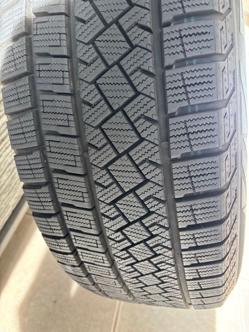  X1 スタッドレスタイヤホイールセット