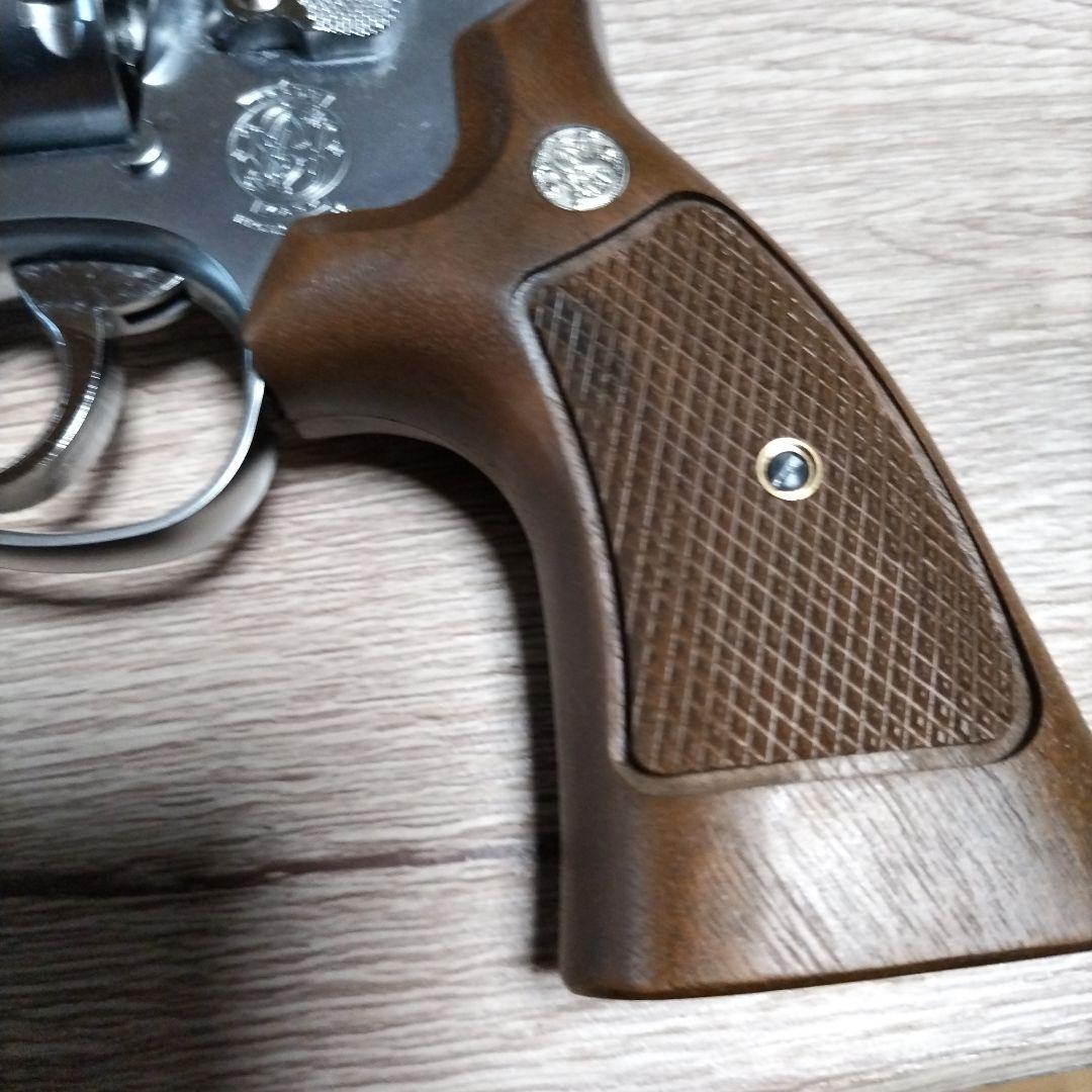 タナカワ−クスのM66コンバットマグナム４インチバージョン3ステンレスモデルガン