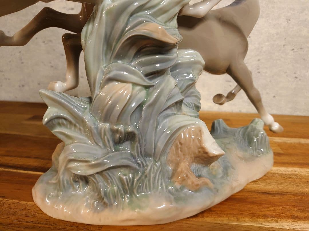 【極美品】【完売品】リヤドロ　駆ける馬　LLADRO