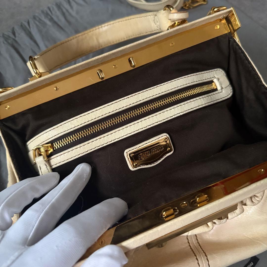 【最終値下げ❗️】miumiu レザー　ハンドバッグ　ショルダーバック