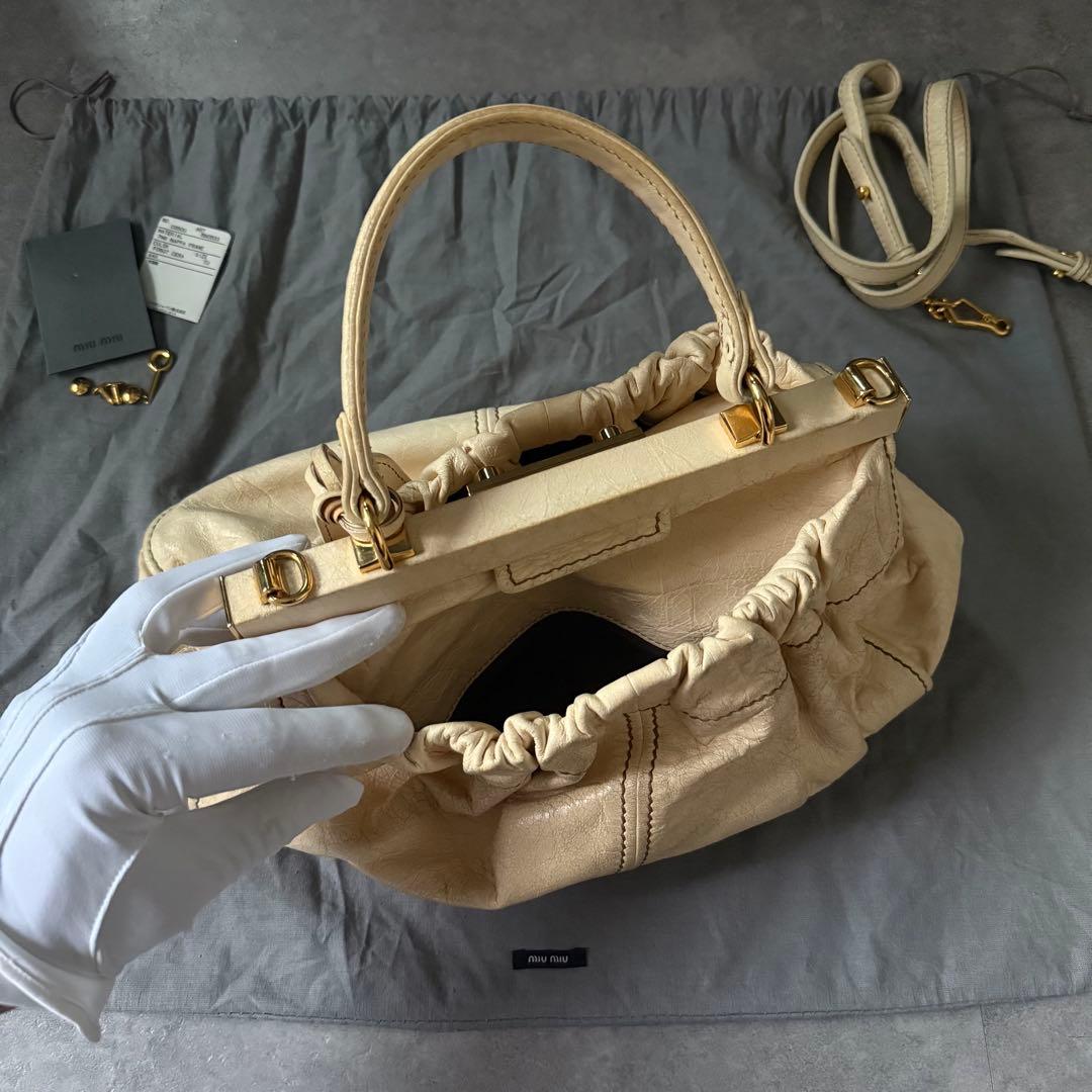 【最終値下げ❗️】miumiu レザー　ハンドバッグ　ショルダーバック
