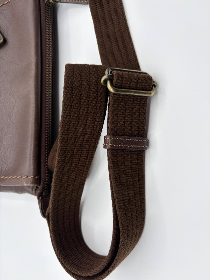 土屋鞄 防水レザーショルダーバッグ プロータ ダークブラウン