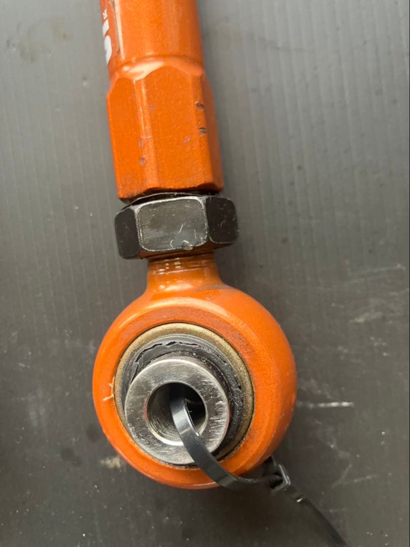 スキッドレーシング アッパーアーム トーコン 50プリウス