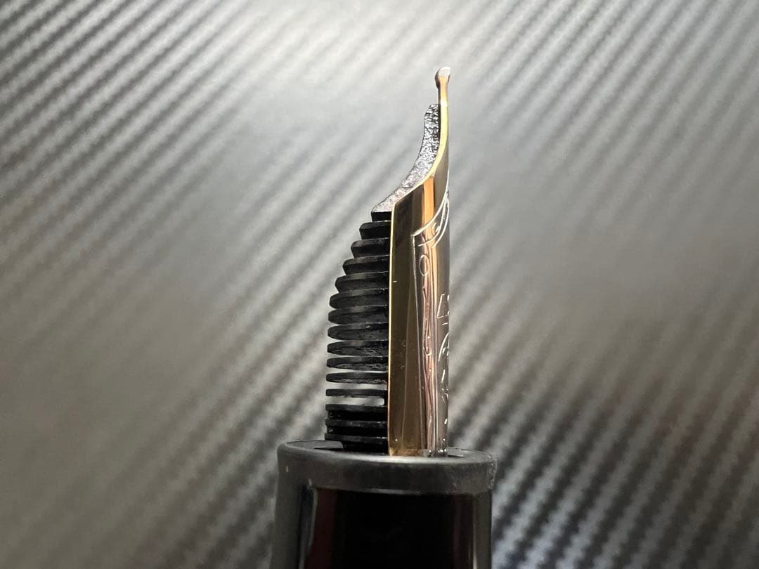 モンブラン マイスターシュテュック ル・グラン 146 万年筆 F 細字 中白