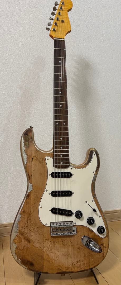 Fernandes Love D コンポーネント