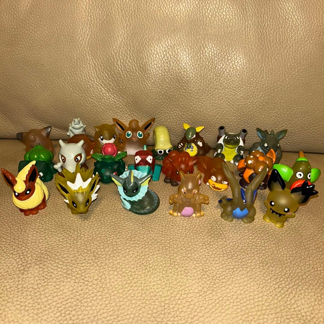 ポケモンキッズ 指人形 初期任天堂刻印含む400体以上まとめ売り