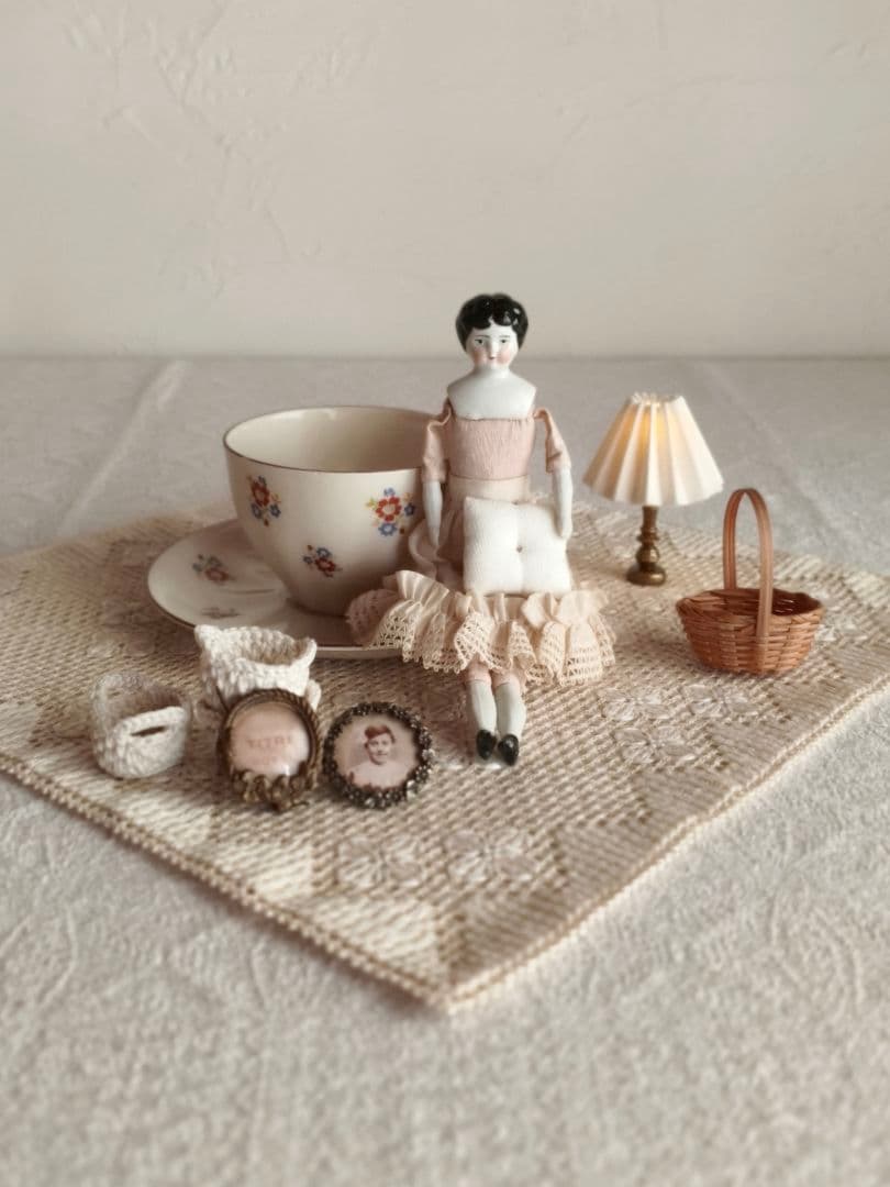 * vintage doll ୨୧ * 小さな チャイナヘッドドールさん