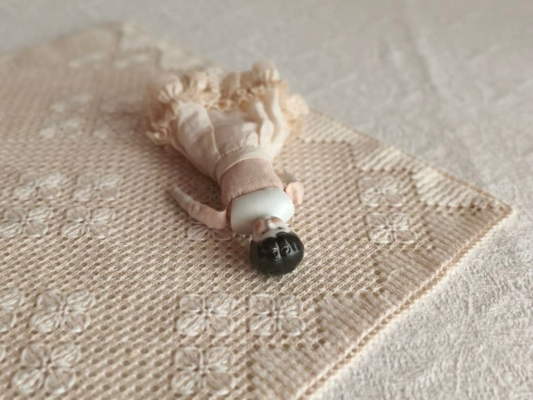 * vintage doll ୨୧ * 小さな チャイナヘッドドールさん