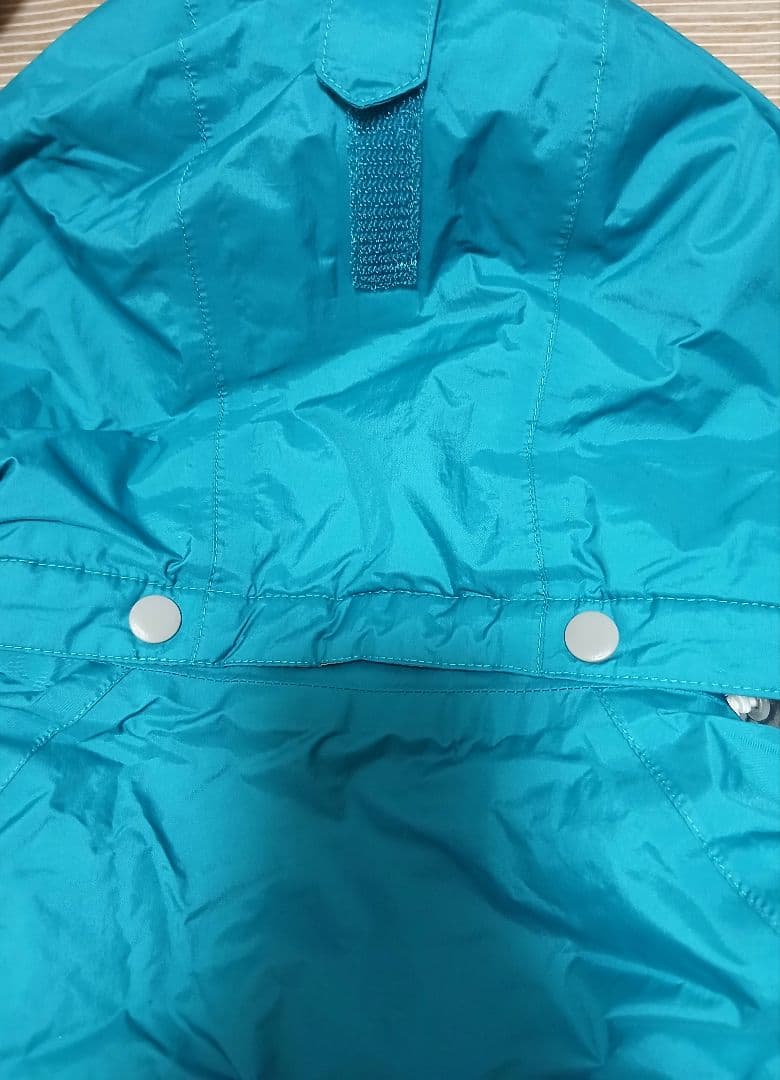 ★特価　値下げ　DAIWA　防寒着　真冬(グリーンに近い青色)