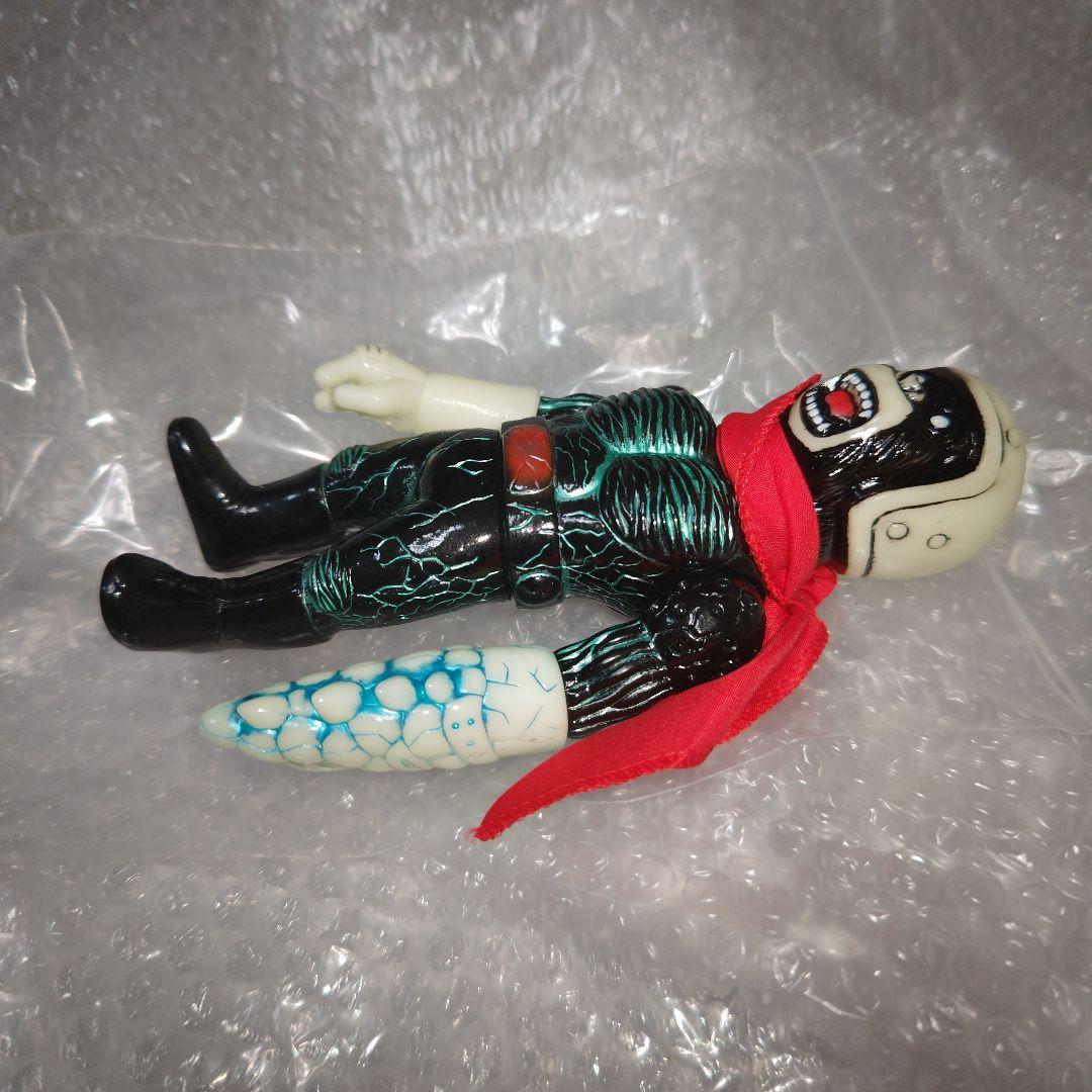 リアルヘッド　モンキーカオスマン　ソフビ