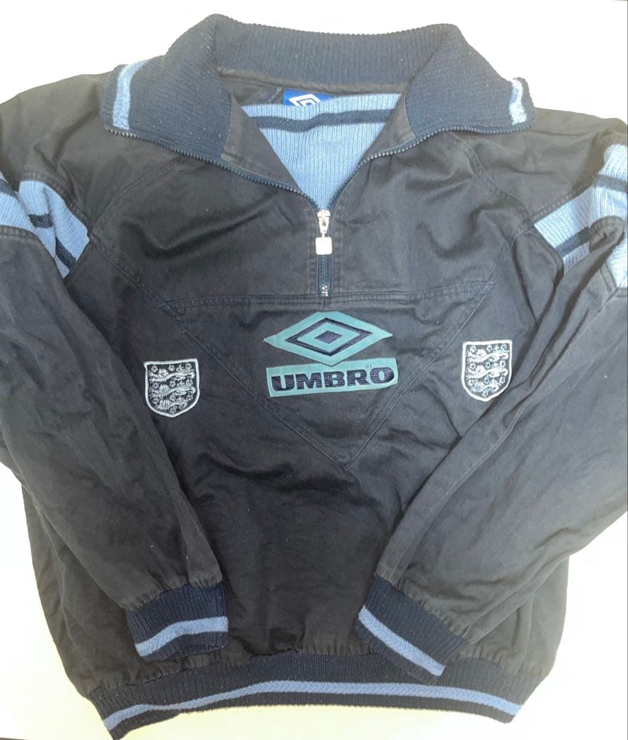 格安　UMBRO ドリルトップ　イングランド