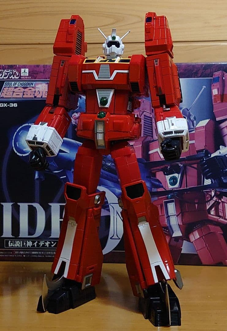 バンダイ　超合金魂GX-36　伝説巨神イデオン　ユウキ・コスモ他搭乗