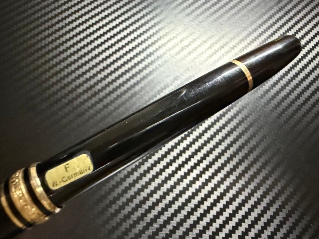 美品 モンブラン マイスターシュテュック 144 万年筆 ブラック 全金 F