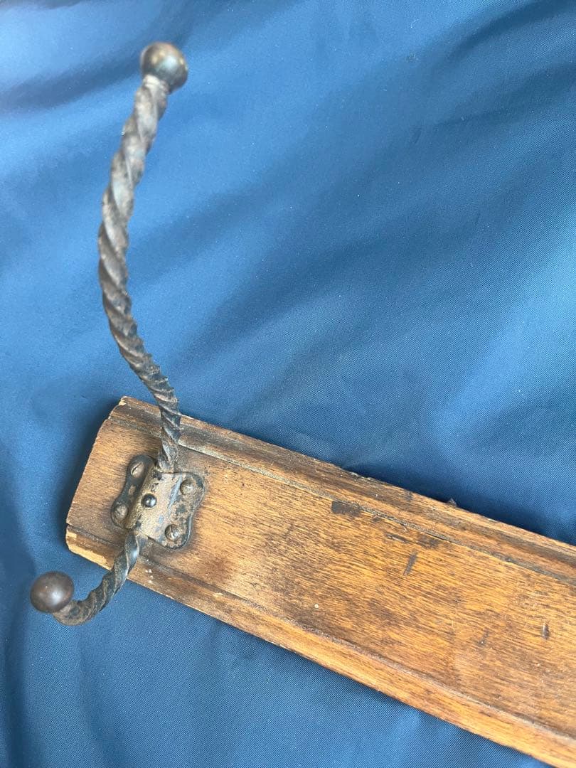 フランスアンティーク　壁掛けフック　ハンガー　ウォールフック　アイアン