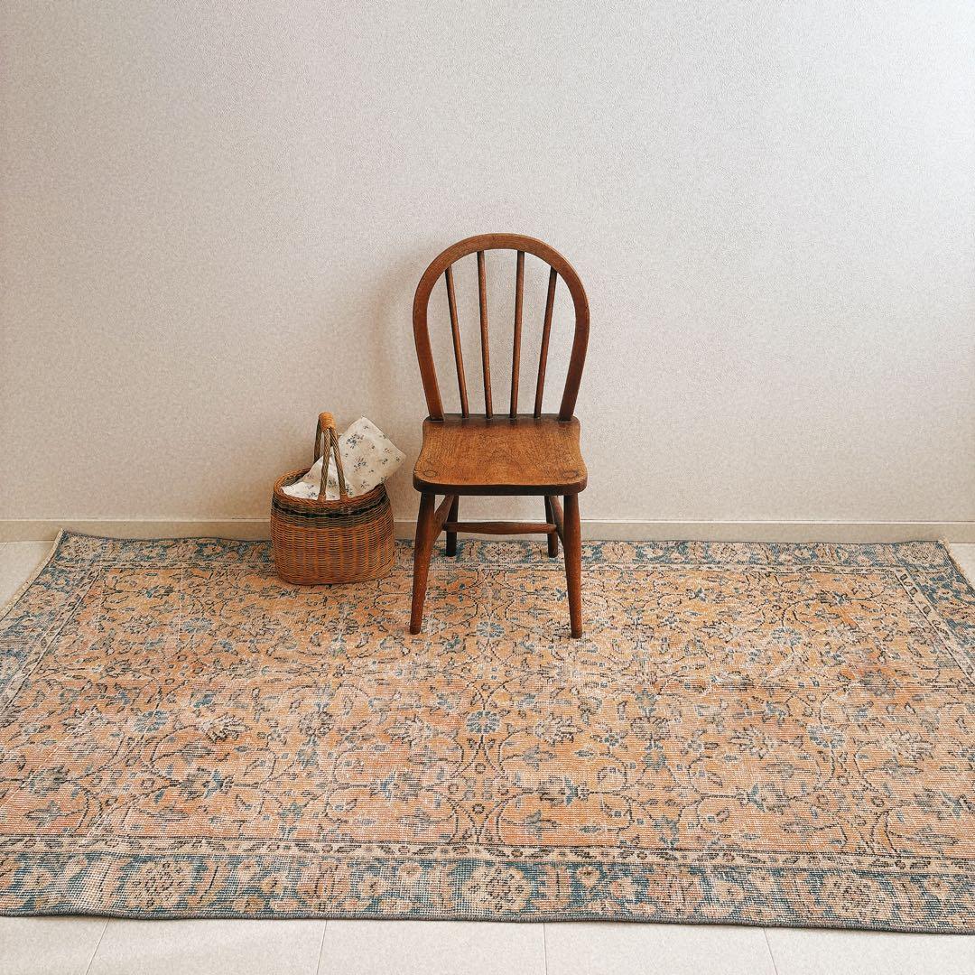トルコ　ヴィンテージ ラグ オレンジ　ブルー　フローラル