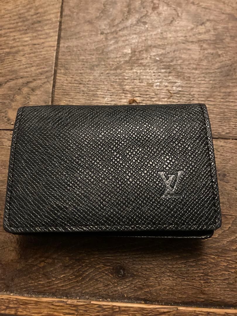 最終値下げLouis Vuitton ブラック名刺入れ