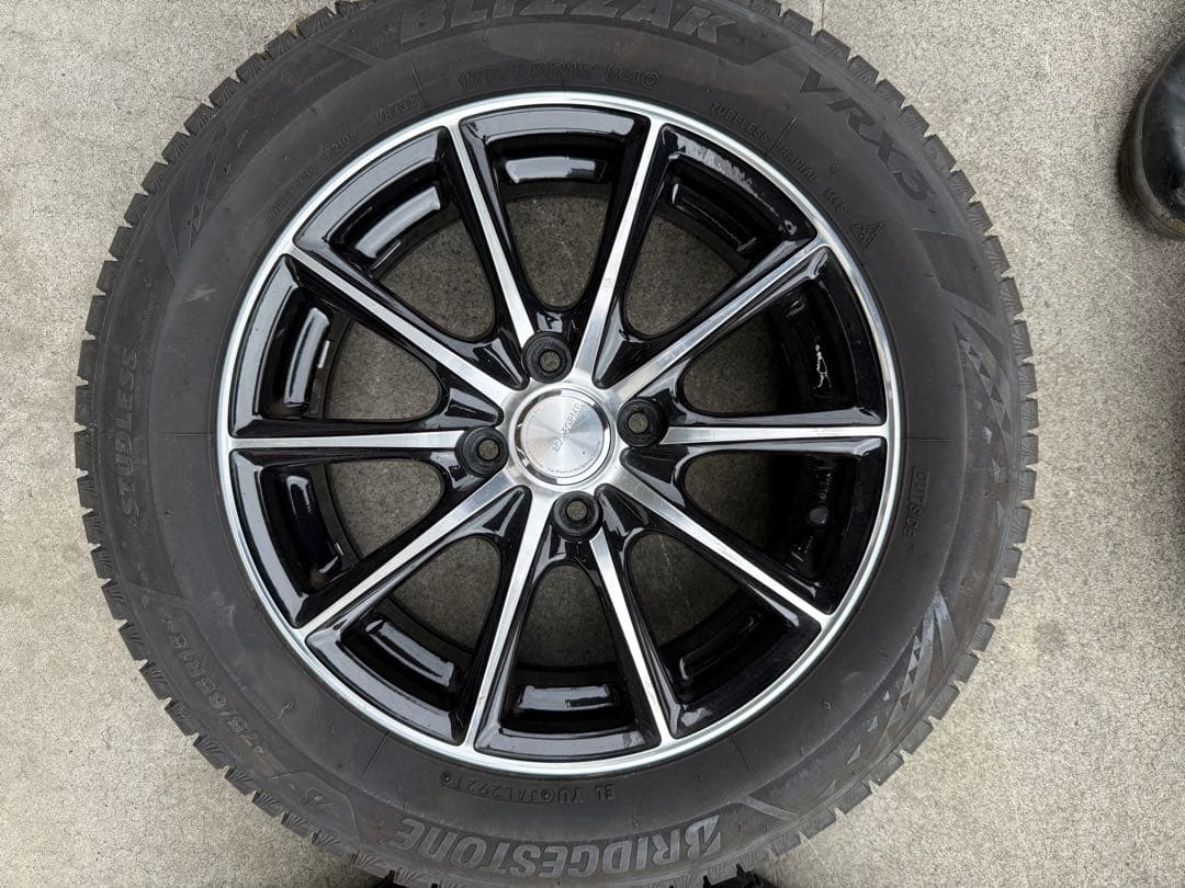 ブリヂストン スタッドレスタイヤ VRX3 15インチ ホイールセット