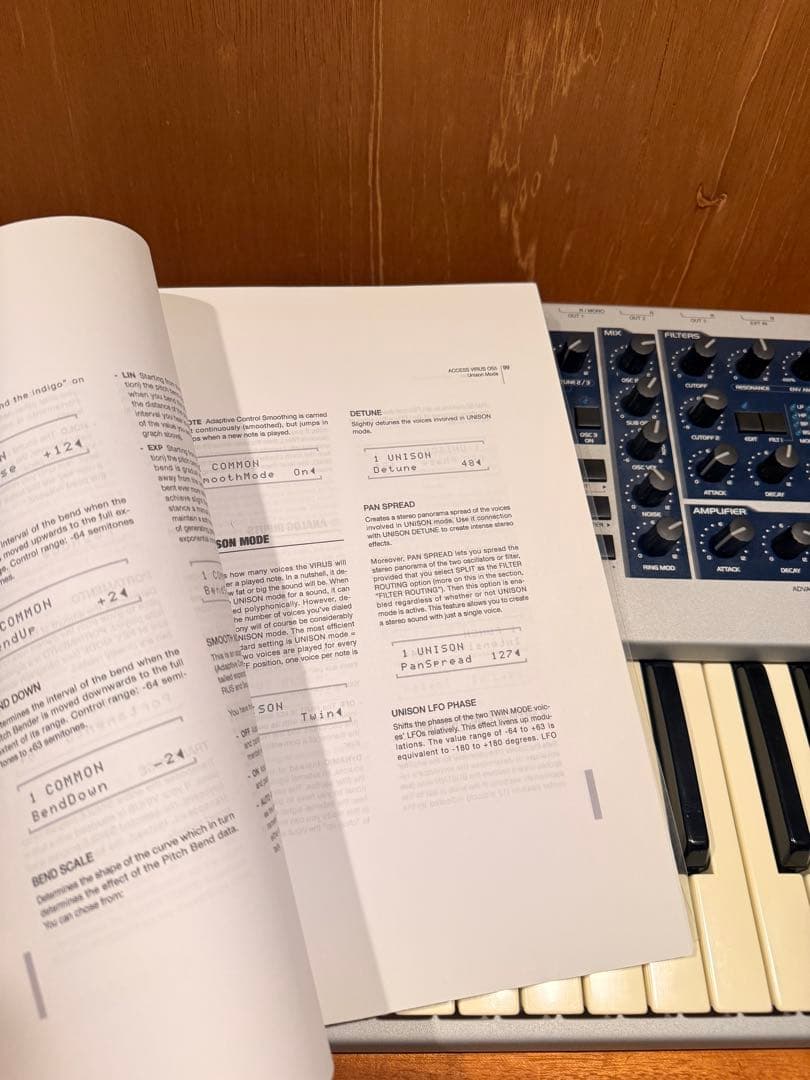 鍵盤楽器 access Virus Indigo2