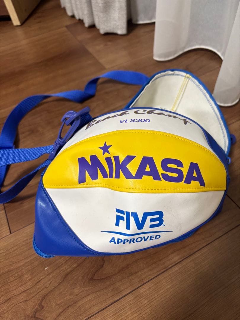 バレーボール　5号　ミカサ　MIKASA ヨーロッパモデル　カバン付き