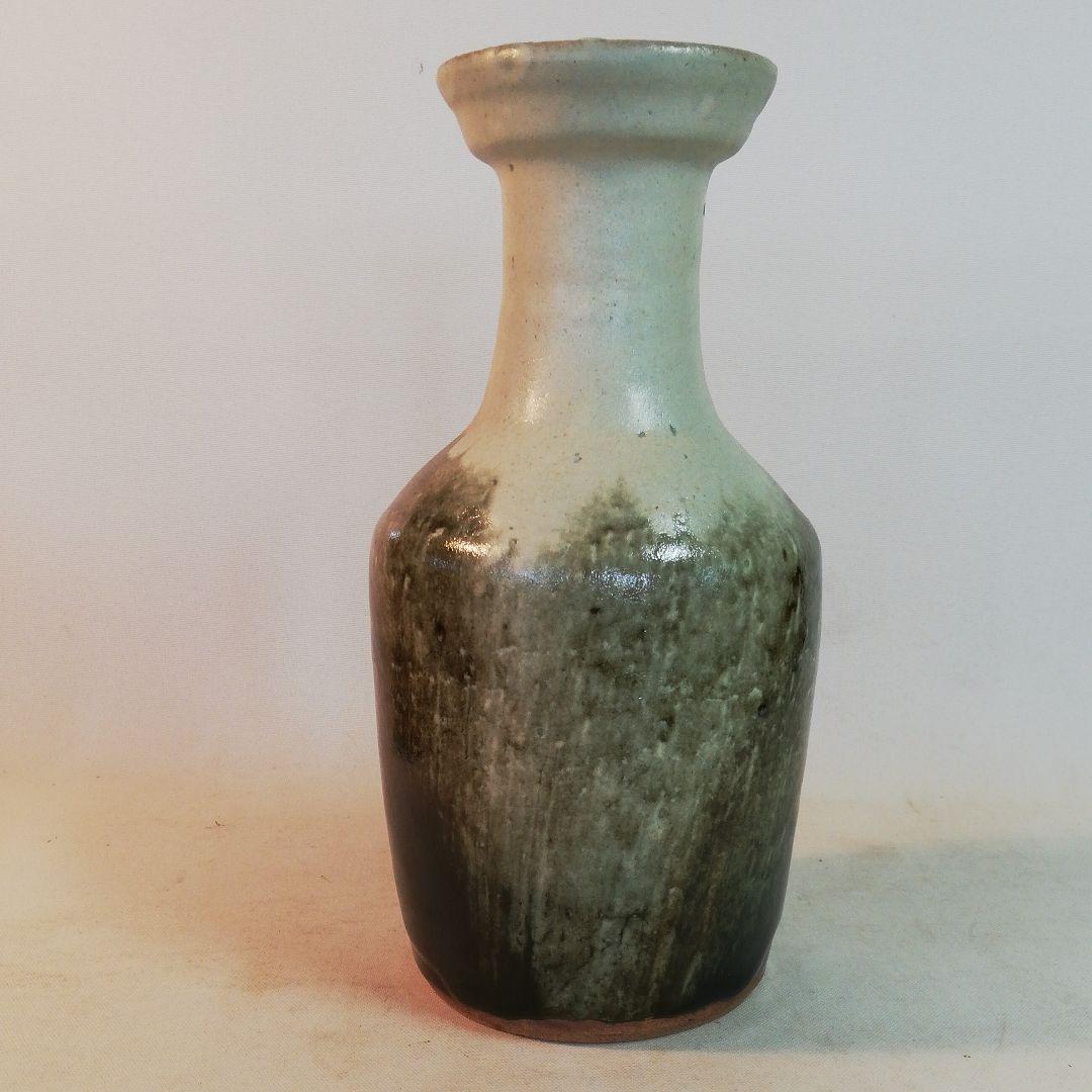 須藤武雄作、白黒掛合花瓶、