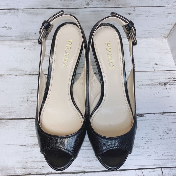 ☆送料無料【プラダ】サンダル　パンプス　レザー　黒　オープントゥ　23.5cm