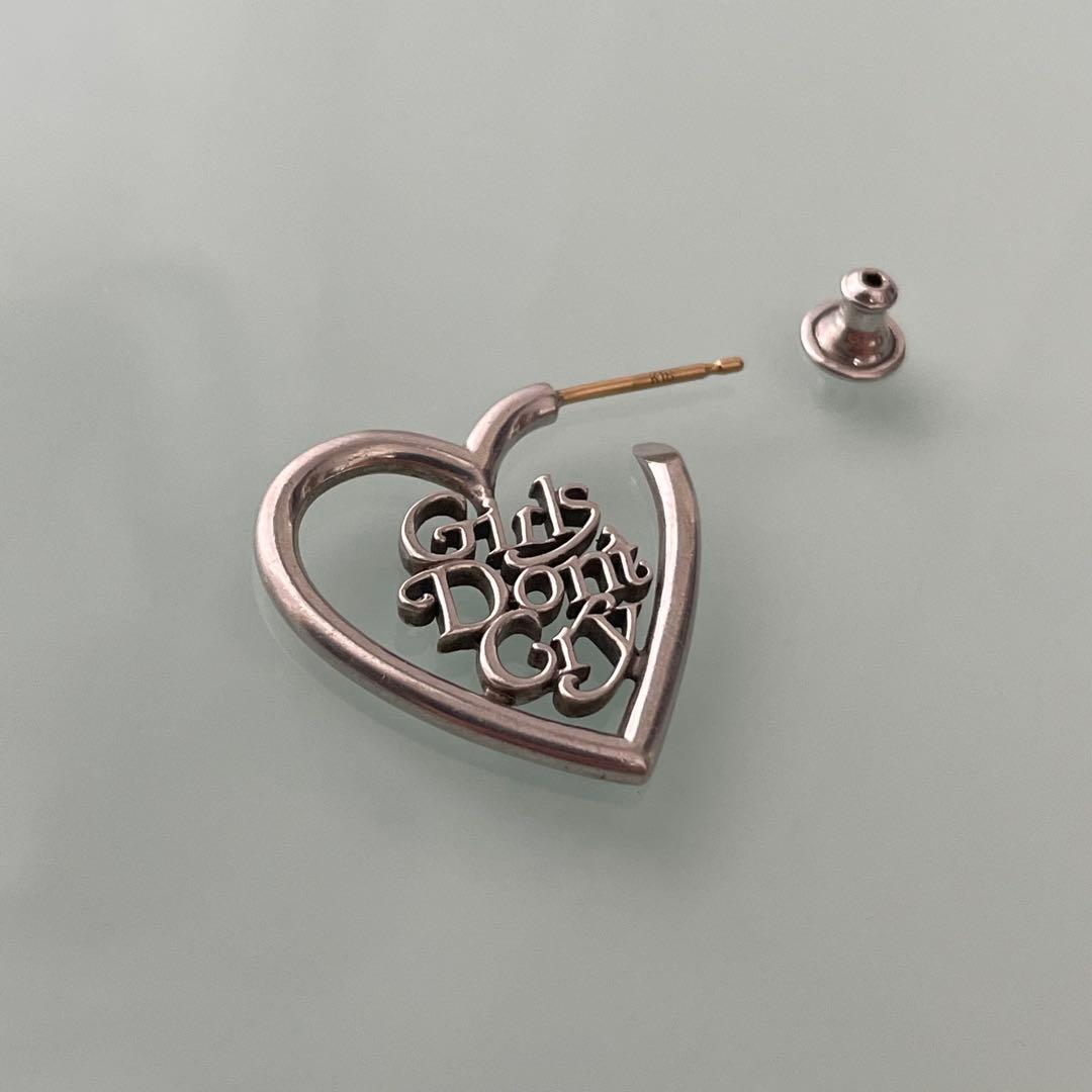 【明日削除・値下げ】CAREERING×Girls don’t cry片耳ピアス